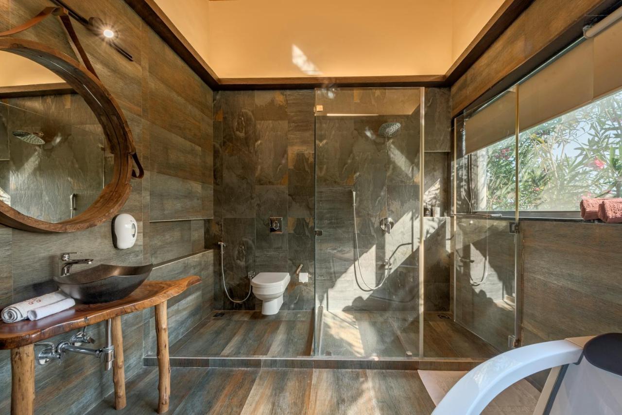 Saffronstays Althea - 4 Brd Veg Only Villa In Pawna With Jacuzzi In Every Room Lonavala Extérieur photo