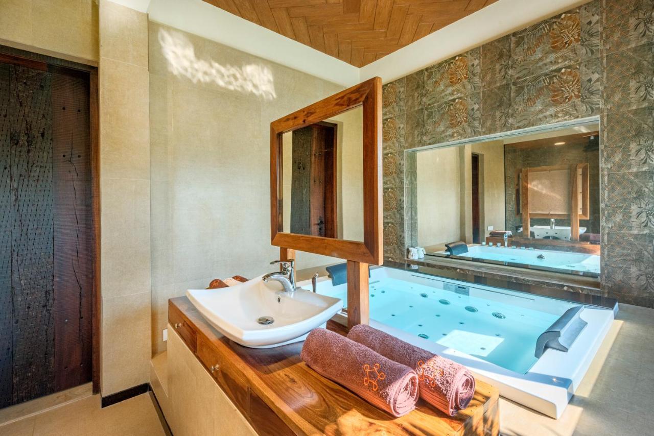Saffronstays Althea - 4 Brd Veg Only Villa In Pawna With Jacuzzi In Every Room Lonavala Extérieur photo